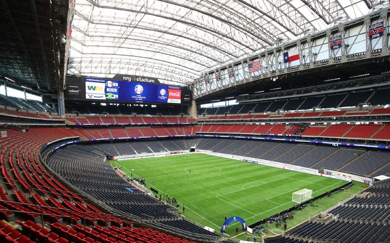 吴曦荣获,年中国足球,金球奖,万博manbetx体育平台,万博体育官网,万博体育app下载,ManBetX,SPORTS