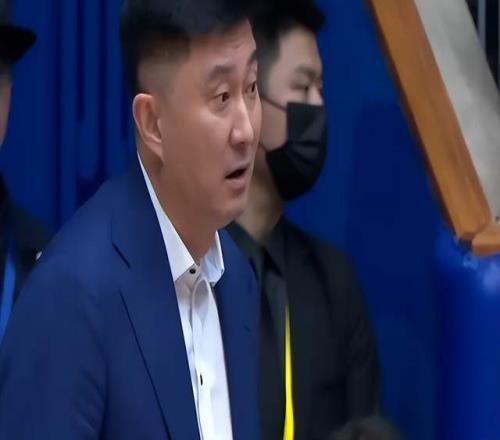 巅峰对决,十日连战八,场全胜,万博manbetx体育平台,万博体育官网,万博体育app下载,ManBetX,SPORTS